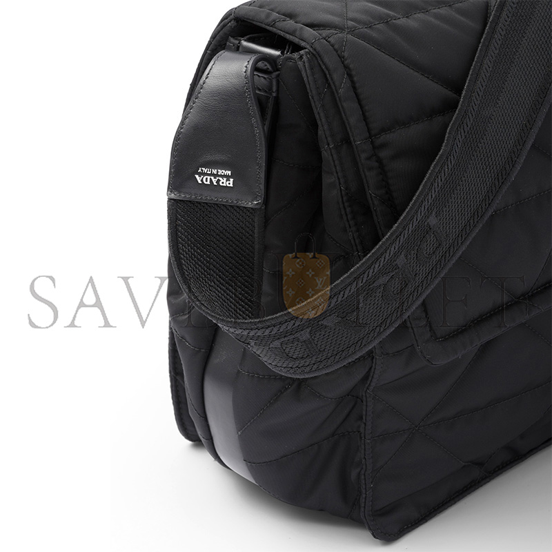 PRADA TOPSTITCHED RE-NYLON SHOULDER BAG 2VD057 (36*28*14cm)